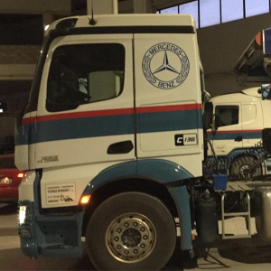 Camion Mercedes Benz Actros