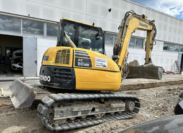 Komatsu PC80MR